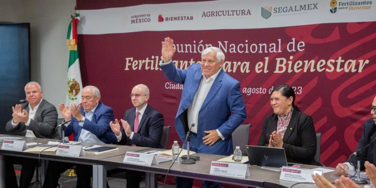 Registra Fertilizantes para el Bienestar entrega de casi 80% del suministro: Agricultura