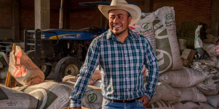 Entregará Agricultura más de 29 mil toneladas de fertilizante gratuito a productores de Chihuahua