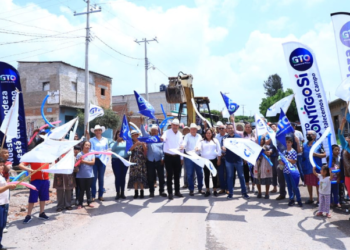 Arrancan SDAyR y Municipio rehabilitación de caminos rurales en Juventino Rosas
