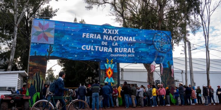 CONOCE LA ESTÉTICA Y CONCEPTO DEL ICÓNICO ARCO DE BIENVENIDA DE LA XXIX FERIA NACIONAL DE LA CULTURA RURAL