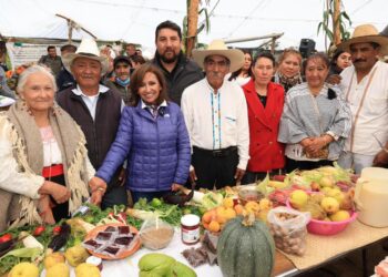 CONVIVE GOBERNADORA CON PRODUCTORES DEL CAC OCELOTZIN, EN ESPAÑITA