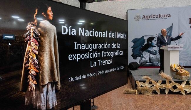 AGRICULTURA e IICA inauguran exposición fotográfica “La Trenza” por el Día Nacional del Maíz