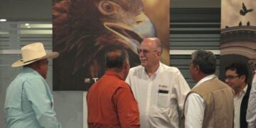 Acuerda AGRICULTURA nuevas acciones para blindar del gusano barrenador del ganado al centro y norte del país