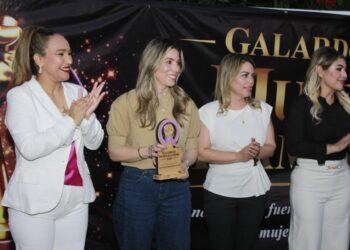 Reconocen trayectorias ejemplares con el galardón “Mujer Alamense”