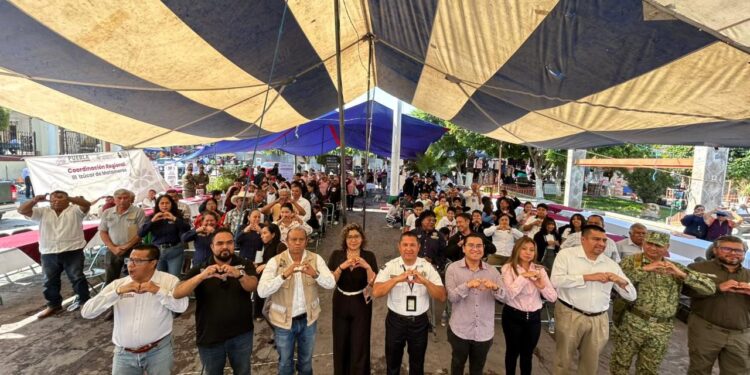 Participan más de mil personas en Feria de Paz y Atención a las Causas