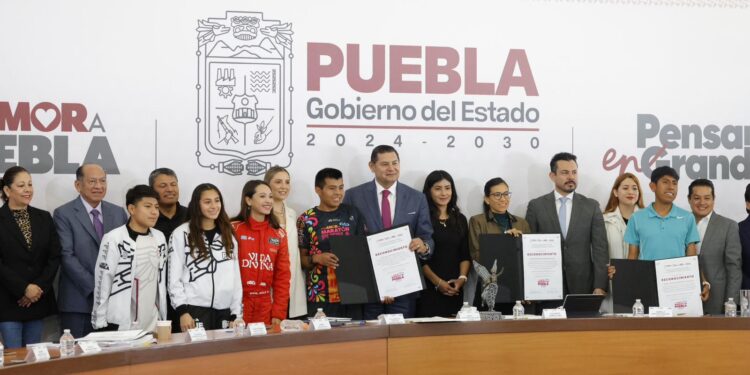 Puebla epicentro del deporte, es tierra de campeonas y campeones: Alejandro Armenta