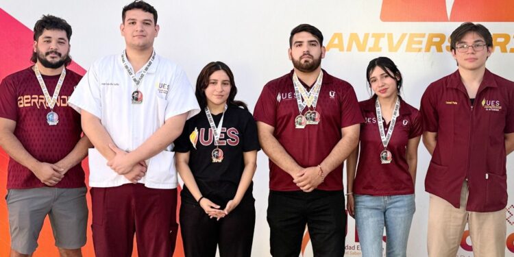Judocas de UES Hermosillo conquistan 12 medallas en torneo internacional en Arizona
