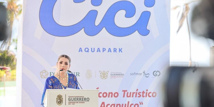 Colocan la gobernadora Evelyn Salgado Pineda, la secretaria de Turismo federal y el director de FONATUR, la primera piedra del proyecto Cici Aquapark