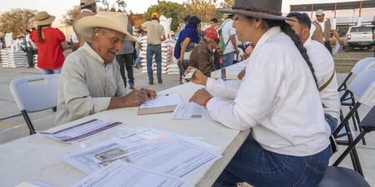 Programa de Fertilizantes para el Bienestar 2026 ha repartido insumos a más de un millón de productoras y productores de cultivos prioritarios