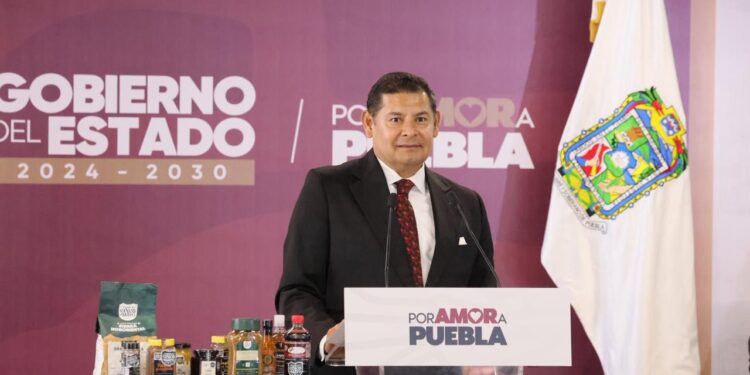 Con helicópteros al servicio de la salud, Puebla garantiza atención oportuna con 31 traslados
