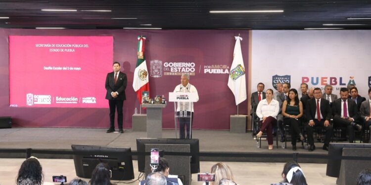 Despliegue operativo garantiza seguridad y disfrute de familias durante desfile de 5 de mayo