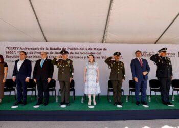 Asiste gobernadora Yeraldine a ceremonia conmemorativa de la Batalla de Puebla en la Novena Zona Militar