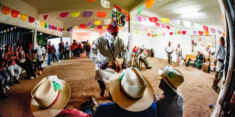 Gobierno de Sinaloa impulsa tradiciones indígenas en Ahome