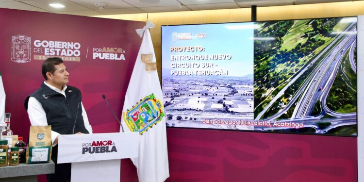 A toda máquina, PEMEX premia al gobierno del estado con más recursos para pavimentación