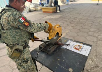 Familias siguen canjeando armas en Desarme Voluntario