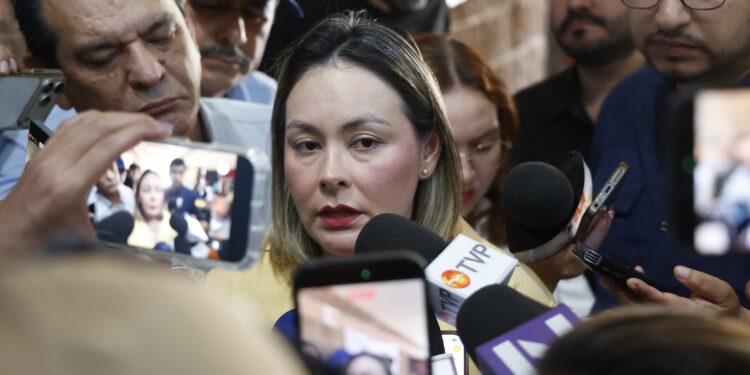 Gobierno del Estado atenderá a ciudadanos afectados por los altos cobros de CFE: Yeraldine Bonilla