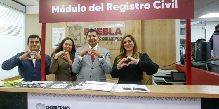 Nuevo módulo del Registro Civil en CDMX acerca servicios a poblanos: Alejandro Armenta