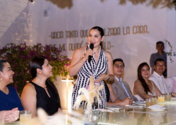 La gobernadora Indira Vizcaíno participa en reunión con la Presidenta Claudia Sheinbaum para revisar avances en IMSS Bienestar