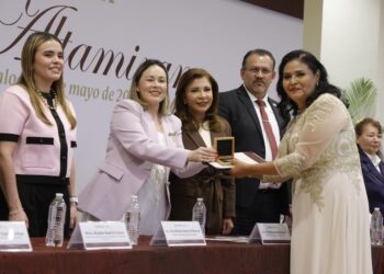 Reitera Gobernadora Yeraldine trabajo conjunto con el magisterio, para fortalecer la educación en Sinaloa