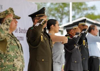 Indira Vizcaíno participó en toma de posesión del General Pérez Vara como nuevo coordinador de la Guardia Nacional en Colima