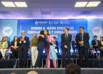 Llevan 23 jóvenes lo mejor de Guanajuato a Japón