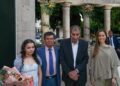 Secretaría de Turismo Mireya Sosa Osuna entrega presea «Grano de Oro» y medalla «Granito de Oro»
