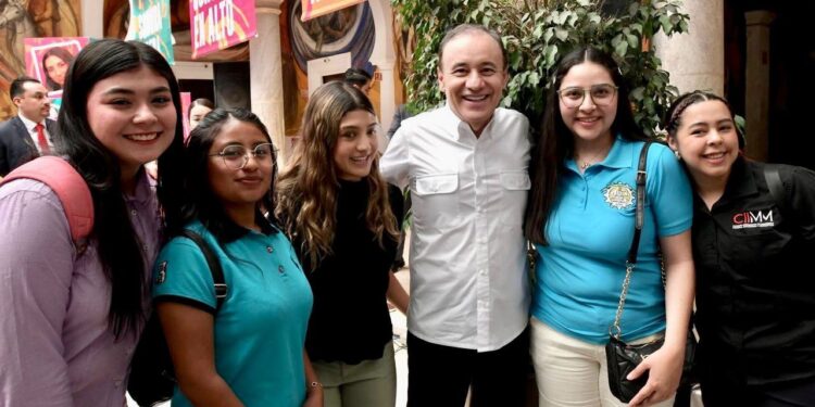 El Gobernador Durazo lleva educación emocional a las escuelas de Sonora