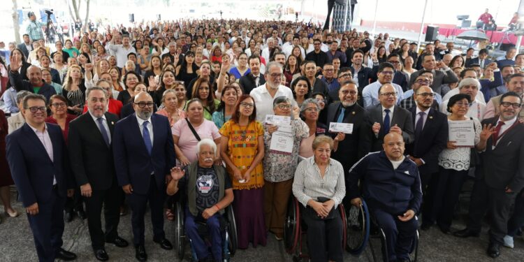 ISSSTE y Secretaría de Bienestar entregan recursos por más de 369 mdp de La Clínica es Nuestra 2026