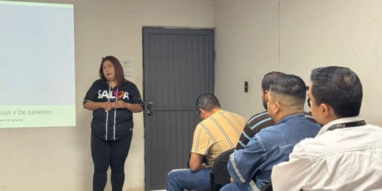 Sistema SALVA e IMTES trabajan para garantizar traslados seguros a usuarias mujeres