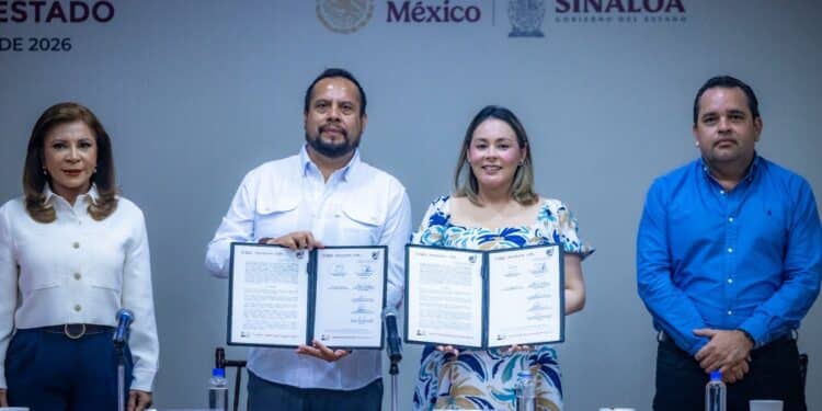 La Gobernadora Yeraldine firmó convenio con la Universidad Nacional Rosario Castellanos