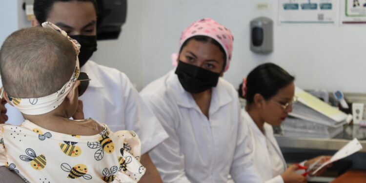 Salud Colima refuerza detección temprana de cáncer infantil con cédula gratuita