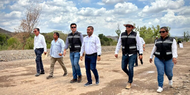 Segunda etapa del malecón de Badiraguato lleva un avance del 45 %