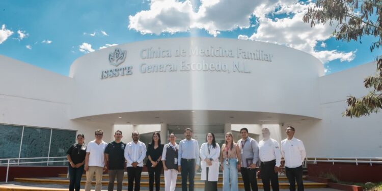 Entrega Martí Batres 60 camas hospitalarias a HR “Monterrey” del ISSSTE en Nuevo León