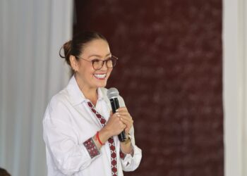 Llama Vero Díaz a defender la soberanía nacional con unidad y organización.