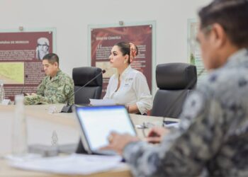 Evelyn Salgado evalúa resultados de operativos y estrategias para la Construcción de la Paz en Guerrero