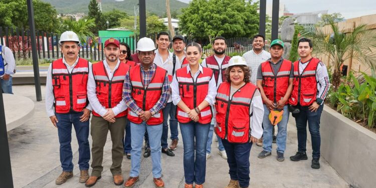 Nuevo rostro urbano para Chilpancingo; Evelyn Salgado supervisa rehabilitación de la glorieta del Tecnológico