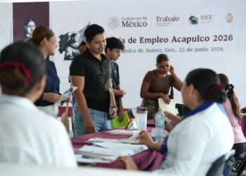 Más de 900 vacantes y 70 empresas participaron en la Segunda Feria de Empleo Acapulco 2026