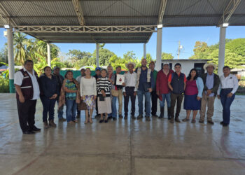En Chihuahua vencen el rezago educativo más de 2,500 personas del campo