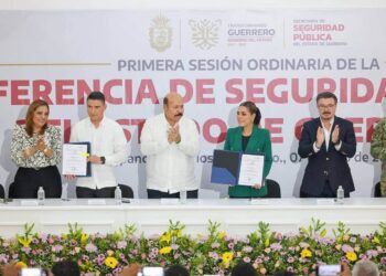 Evelyn Salgado firma convenios para consolidar el desarrollo policial de las instituciones municipales