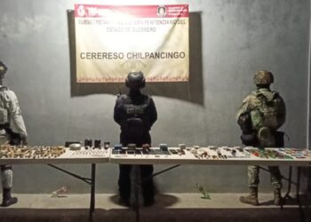 Fuerzas de seguridad realizan requisa en el CERESO de Chilpancingo; aseguran probables drogas y artículos prohibidos