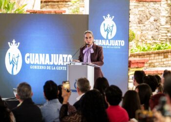 Entregan 1 mil 025 Constancias y Certificados del INAEBA