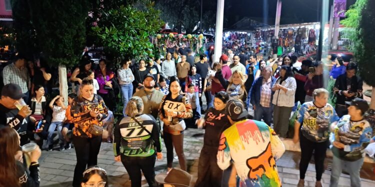 Con música de Banda regresan los sábados de plaza en Surutato, Badiraguato
