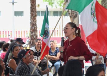 El respaldo a las familias migrantes fortalece la justicia social y la soberanía nacional: Vero Díaz.