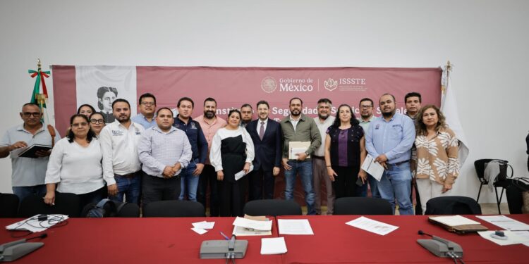 Encabeza Martí Batres reunión de trabajo con docentes de la Sección XVIII de la CNTE de Michoacán
