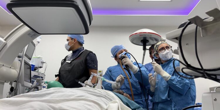 Aplica por primera vez Hospital del ISSSTE en San Luis Potosí anestesia neurotitulada a paciente de 50 años con lesión pulmonar
