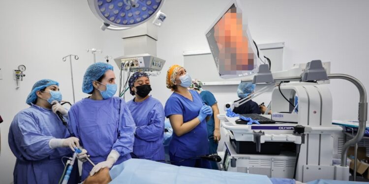 Realiza ISSSTE jornada de neumología intervencionista en Morelos para combatir cáncer pulmonar y otras enfermedades respiratorias