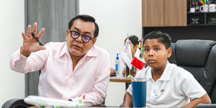 Acerca Sectur Guerrero a Gabinete Estatal Infantil su labor en favor del turismo