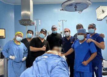 Realiza con éxito Hospital Regional del ISSSTE en Veracruz primera cirugía para corregir pecho hundido en adolescente
