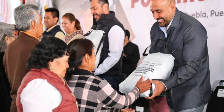 Gobierno del estado de Puebla acerca atención al territorio con jornadas integrales del SEDIF