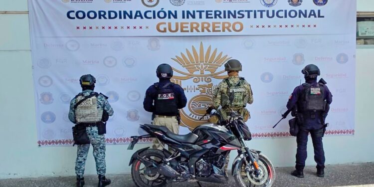 FGEGuerrero recupera tres vehículos con reporte de robo en Iguala